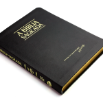 BIBLIA SAGRADA ACF LETRA MEDIA FINA LUXO PRETA 2501